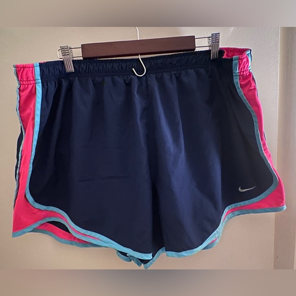 Nike Tempo Plus Size Navy Dri-FIT Running Shorts - Picture 1 of 3
